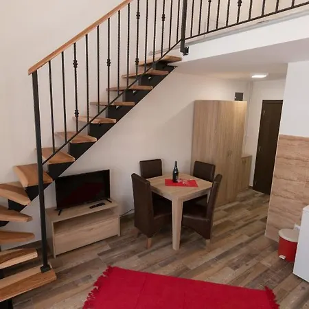 Tarski Vuk Apartment Kaludjerske Bare